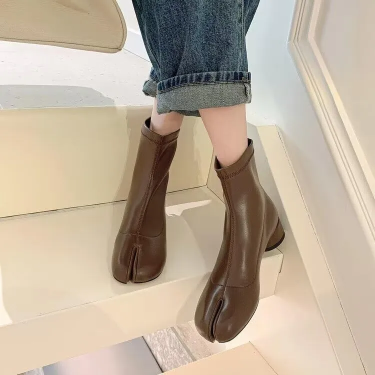 Agodor Women Split Toe Tabi Shoes Chunky Block High Heels Mid Calf Boots Vintage Fashion Shoes