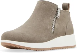 Blondo Women's Ellorie Sneaker