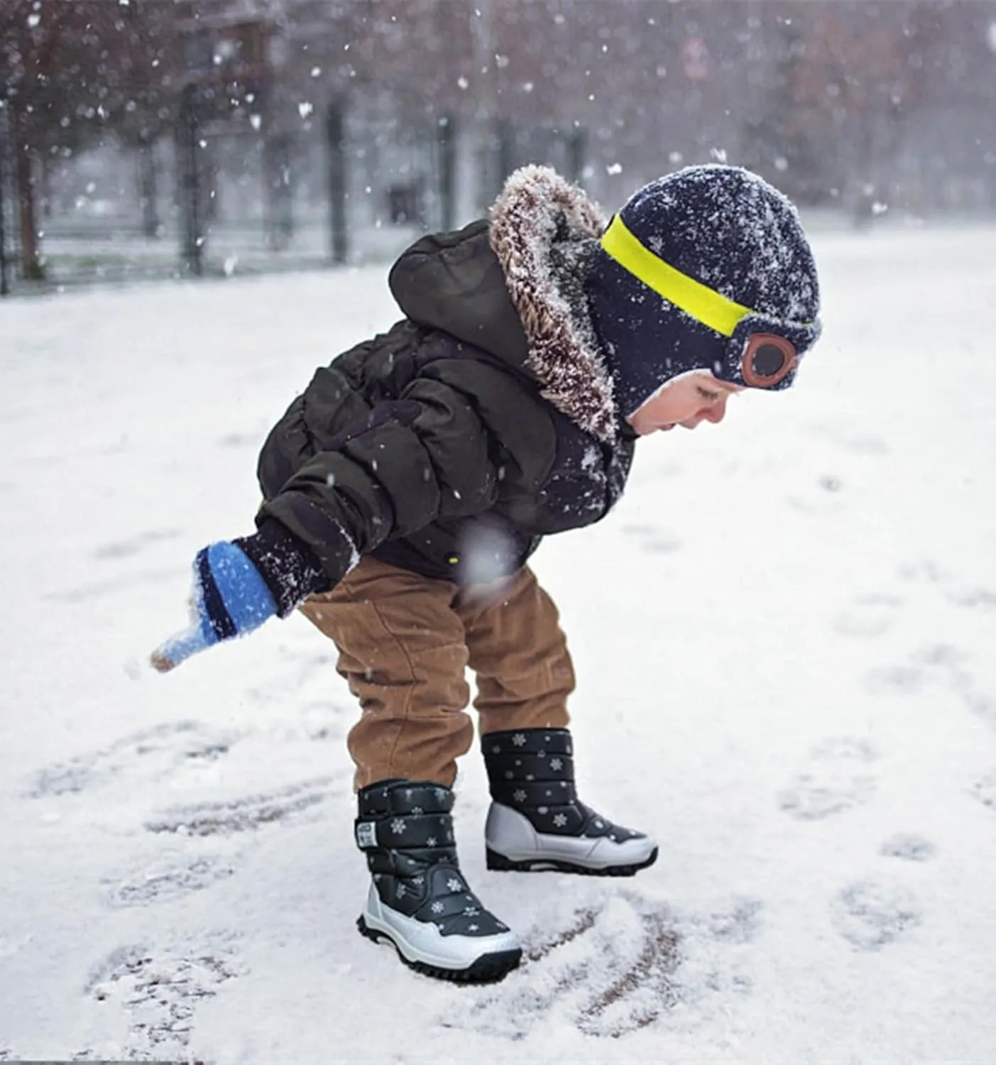 DADAWEN Girls Boys Snow Boots Winter Outdoor Waterproof Slip Resistant Cold Weather Shoes (Toddler/Little Kid/Big Kid)
