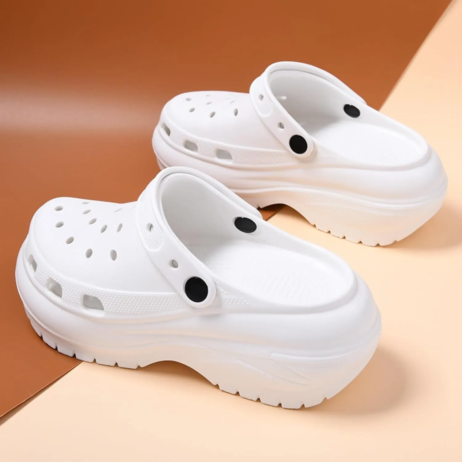 Fashion comfortable platform clogs for women, 5 to 7CM height - increasing, cloud slides, Casual pillows sandals, beach shoes, cute sandals