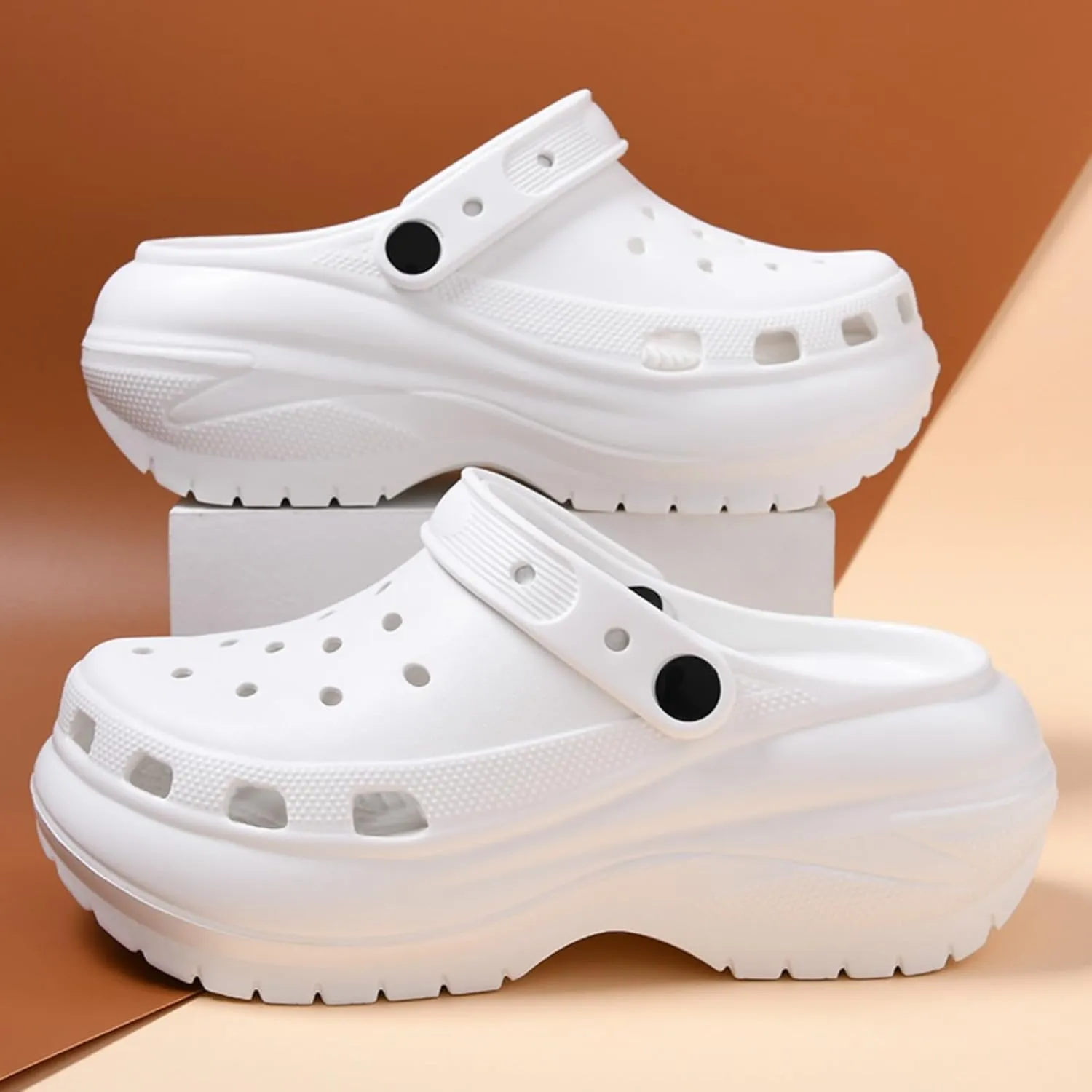 Fashion comfortable platform clogs for women, 5 to 7CM height - increasing, cloud slides, Casual pillows sandals, beach shoes, cute sandals