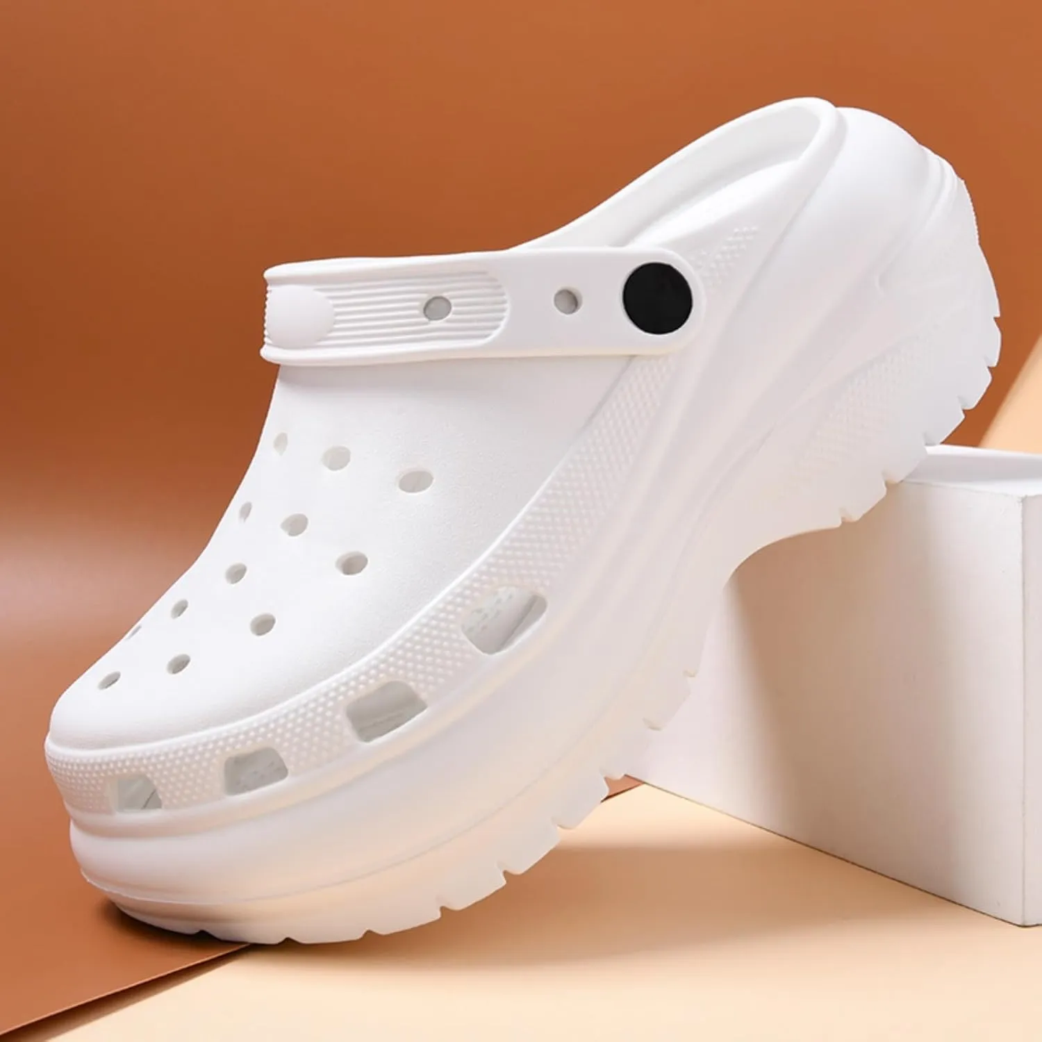 Fashion comfortable platform clogs for women, 5 to 7CM height - increasing, cloud slides, Casual pillows sandals, beach shoes, cute sandals