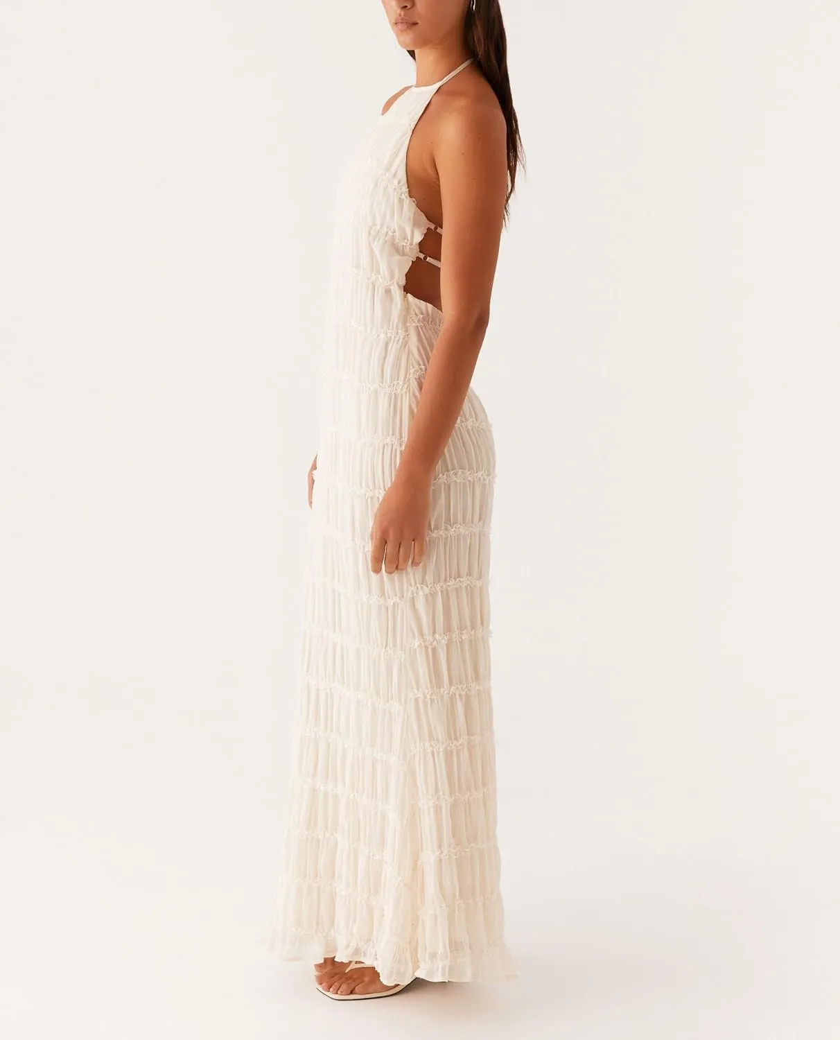 Flowy Boho Beach Dress for Women Halter Backless Smocked Vacation Long Dress Sexy Off Shoulder Resort Maxi Sundress