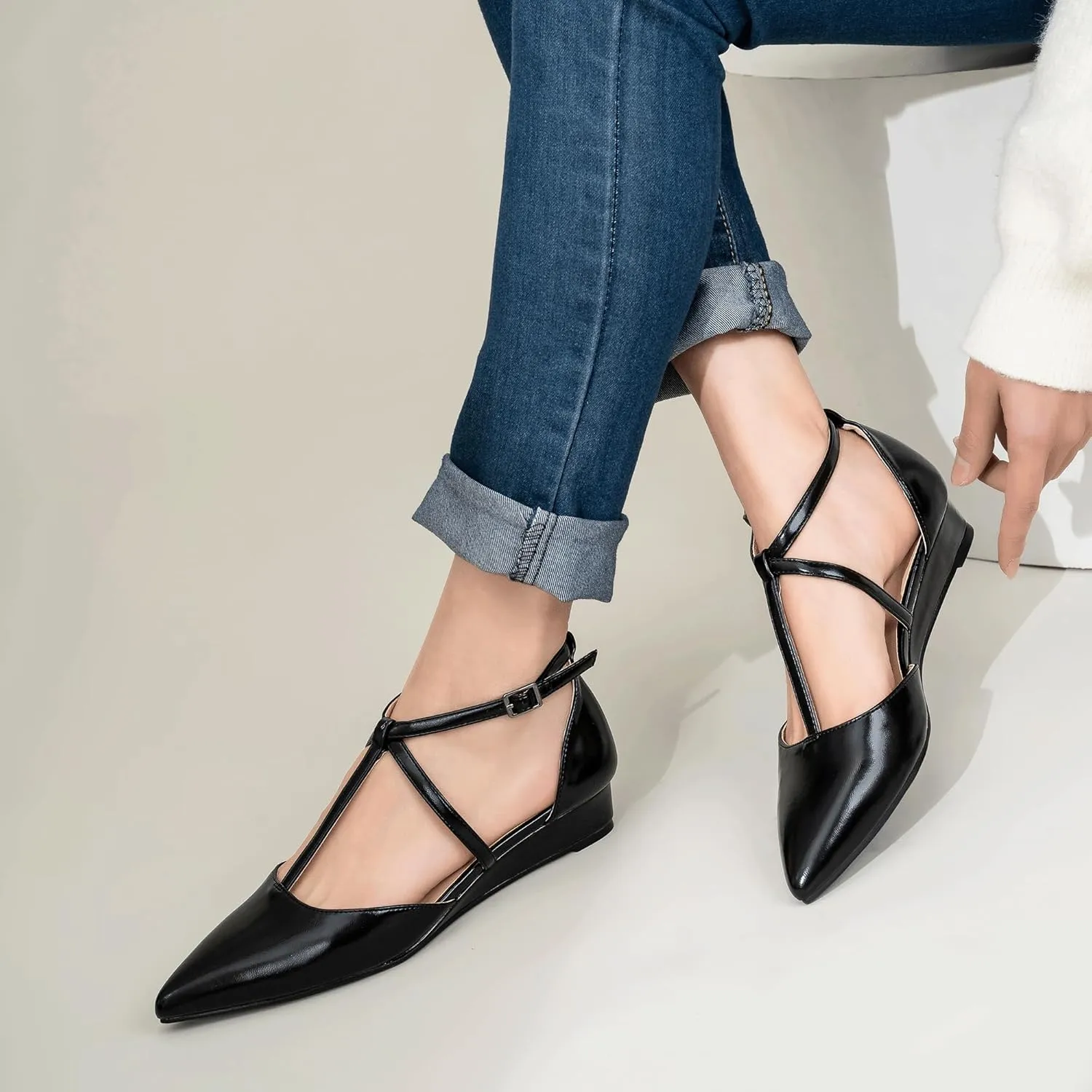 IDIFU Strappy Flat Shoes Pointed Closed Toe Dress Shoes for Women Buckle Ankle T Strap Wedge Flats Wedding Bride Bridal Guest Business Casual Office Prom Dressy Comfortable Formal Women's Flats Shoes