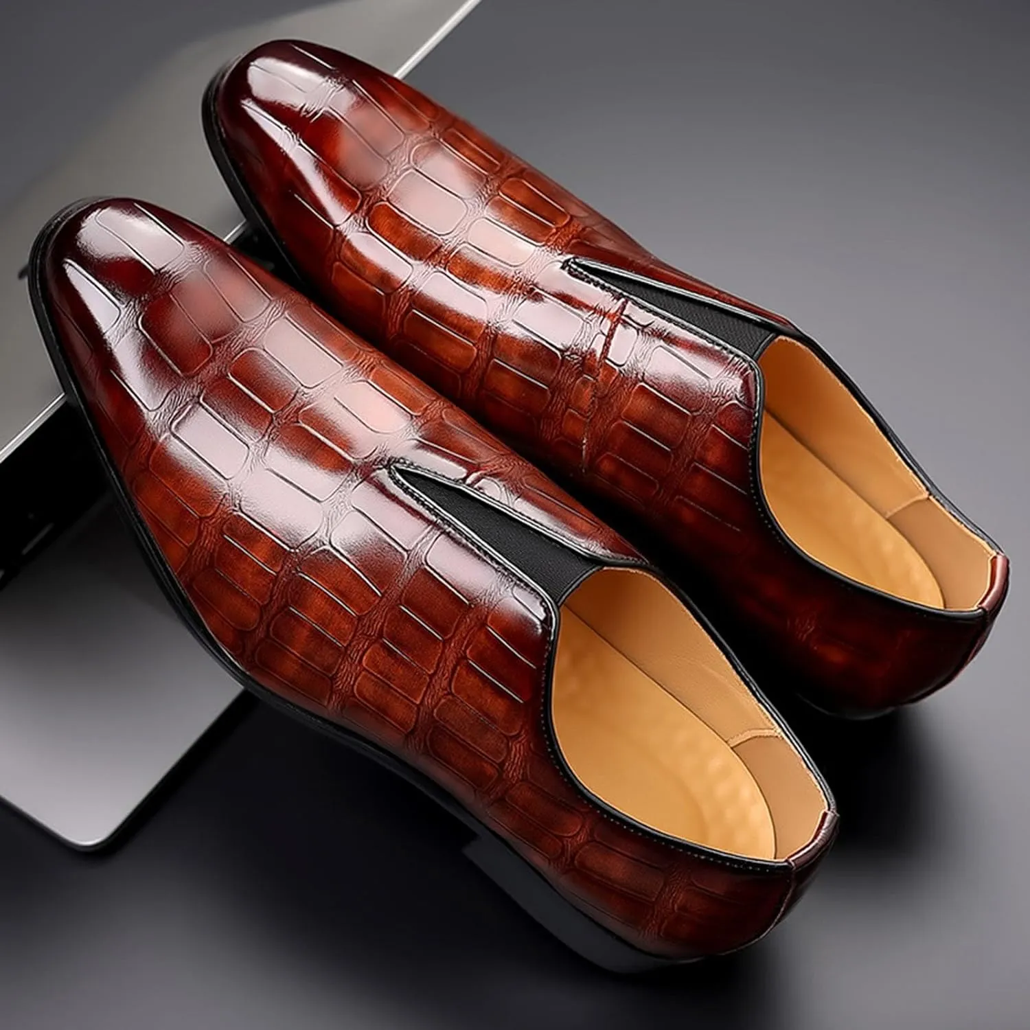 Men's Business Casual Plaid Loafers Slip-On Leather Shoes Classic and Fashionable High-End Leather Sleeve Oxford Shoes