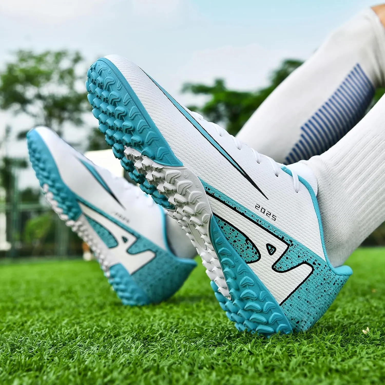 Mens Soccer Cleats Womens Indoor Soccer Shoes Wide Baseball Turf Shoes Adult Youth Rugby Shoes Big Boys Small Spikes AG TF Football Boots