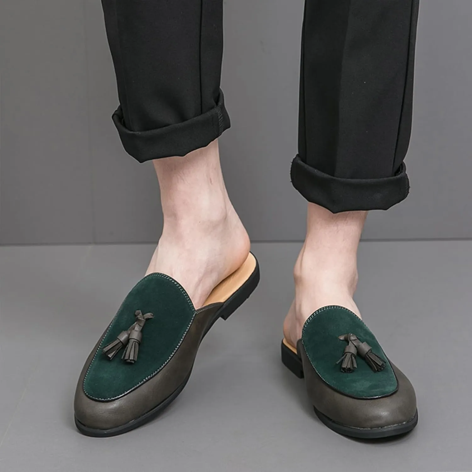 Men's Suede Tassel Dress Mules Retro Fashion Round Toe Anti-Slip Low Heel Slip On Clog Slippers Casual Backless Flat Loafers
