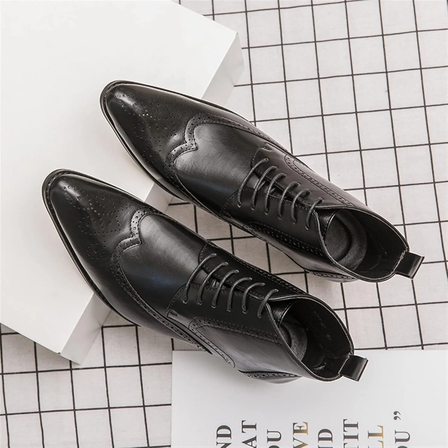 New Men's Ankle Boots Anti-slip Block Heel Slip Resistant Snip Toe Burnished Toe Carved Brogue Win Tip PU Formal Work Stylish