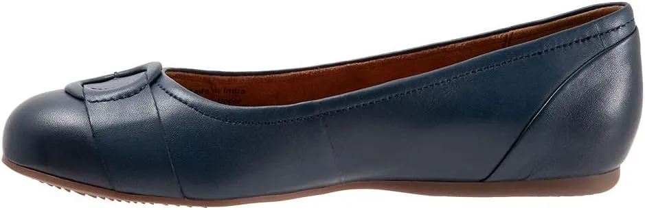 SoftWalk Women's Ballet Flat