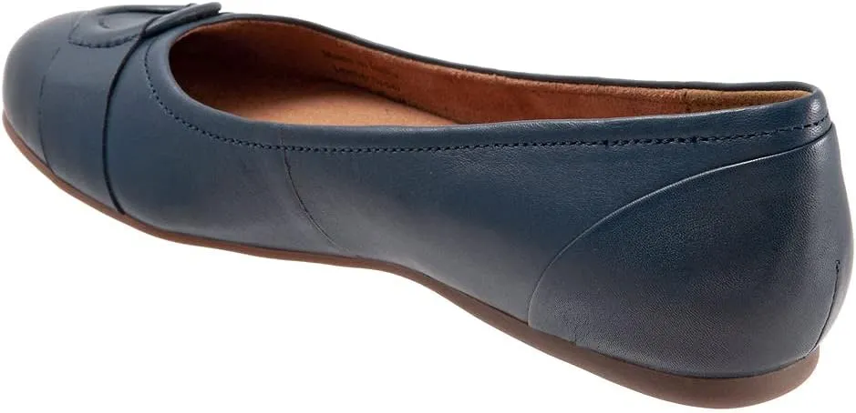 SoftWalk Women's Ballet Flat