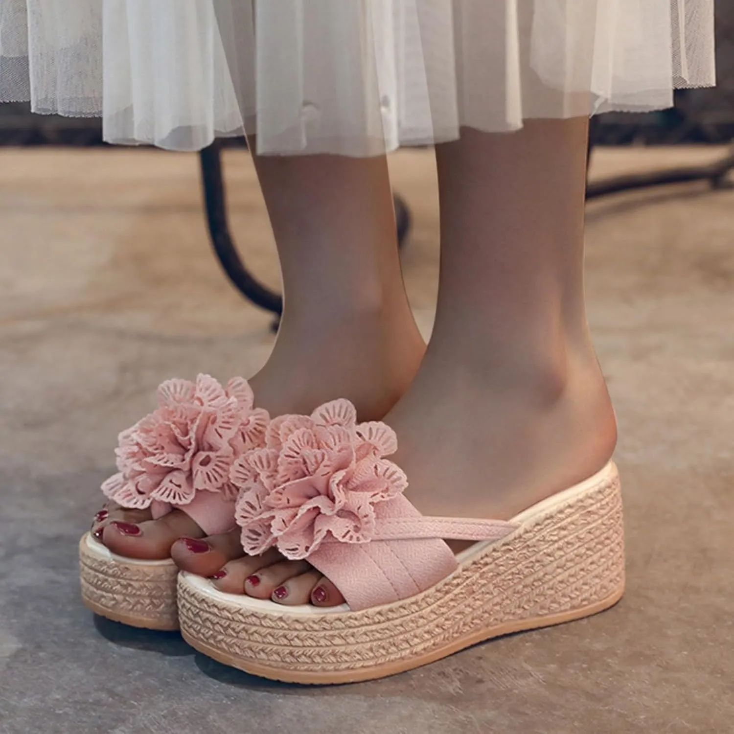Thick Soled Wedge Heeled Women's Slippers Fashionable And Casual Lace Flower One Strap Cute Comfy Sandals for Women
