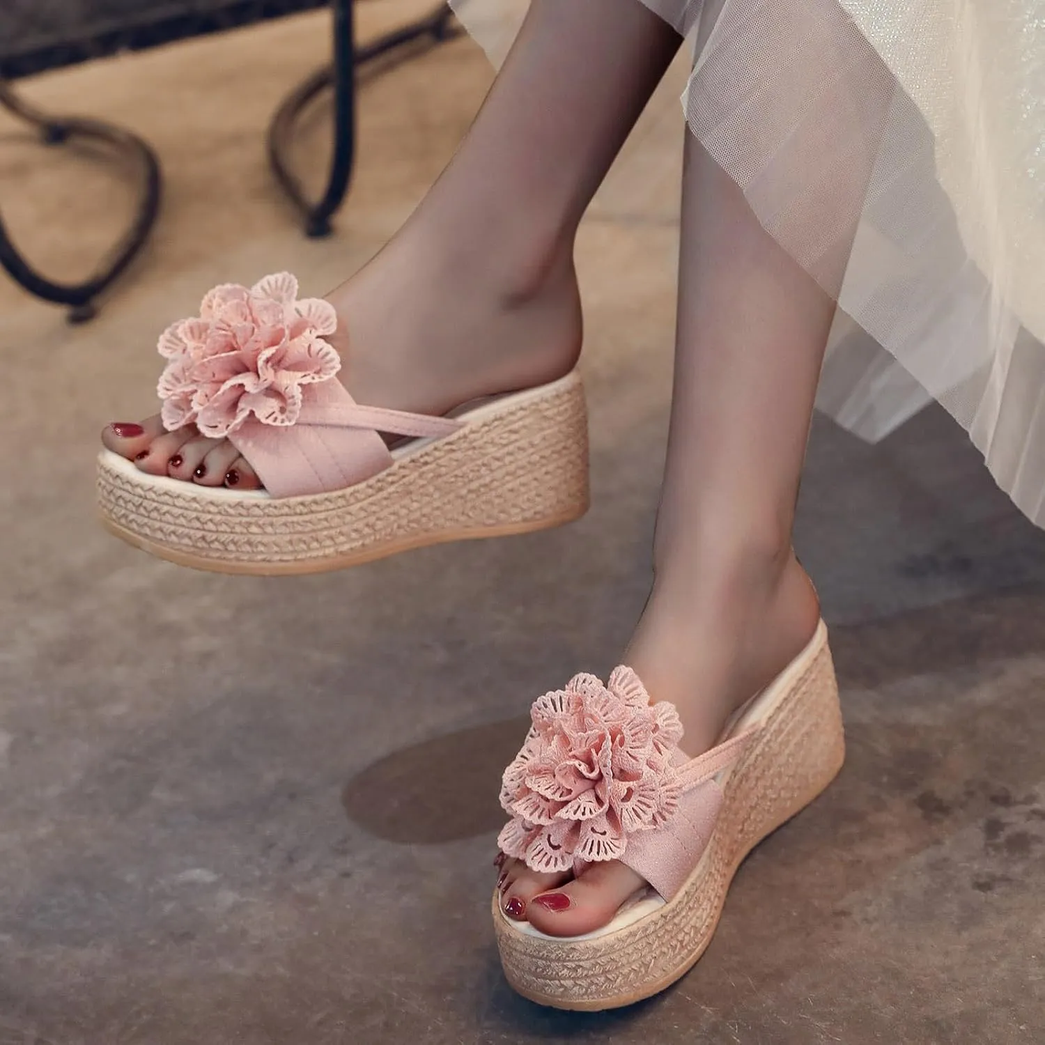 Thick Soled Wedge Heeled Women's Slippers Fashionable And Casual Lace Flower One Strap Cute Comfy Sandals for Women