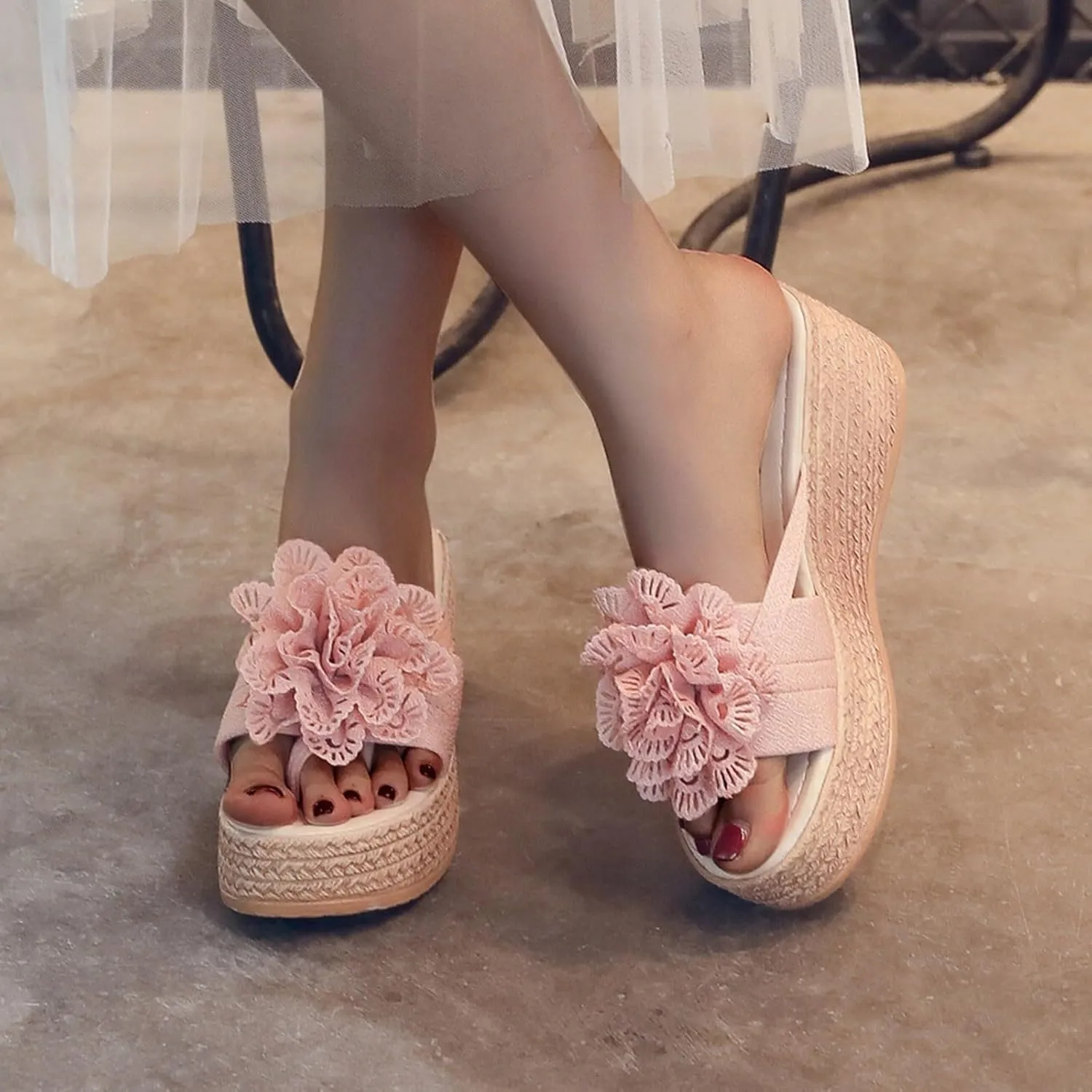 Thick Soled Wedge Heeled Women's Slippers Fashionable And Casual Lace Flower One Strap Cute Comfy Sandals for Women