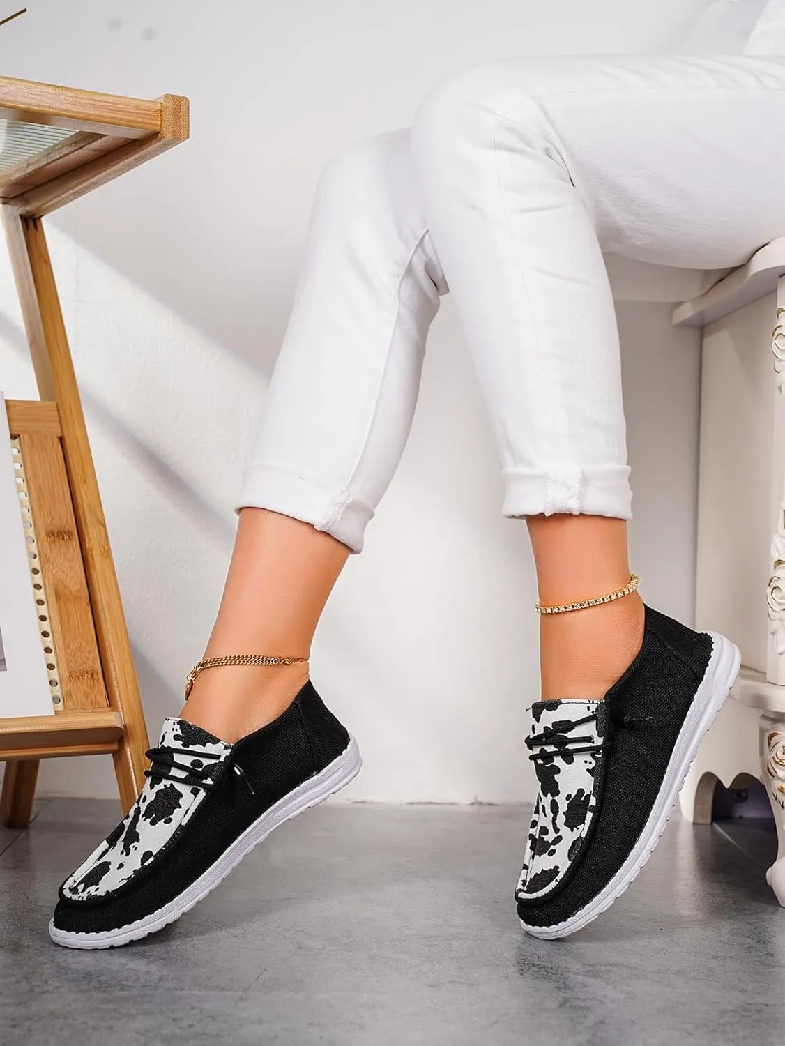 Unisex-Adult Cow Print Loafers Comfortable Boat Shoes Easy Slip On Lightweight Deck Shoes Elastic Laces Outdoor Slip On Flat Shoes Breathable Canvas Shoes Sneakers for Men Women, Black