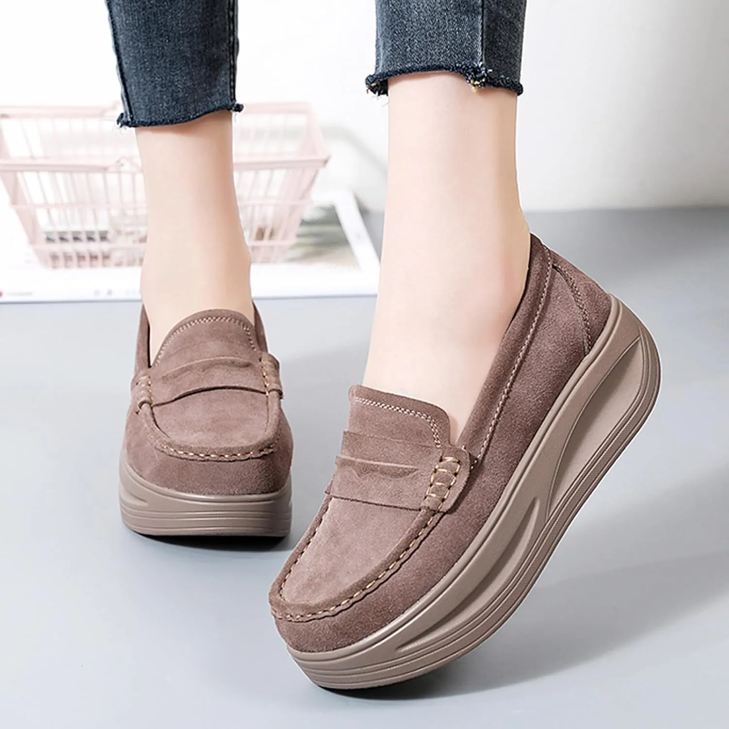Women's Suede Platform Wedge Slip On Loafers,Fashion Low Top Round Toe Non-Slip Moccasin Walking Shoes Comfortable Wedge Sneakers
