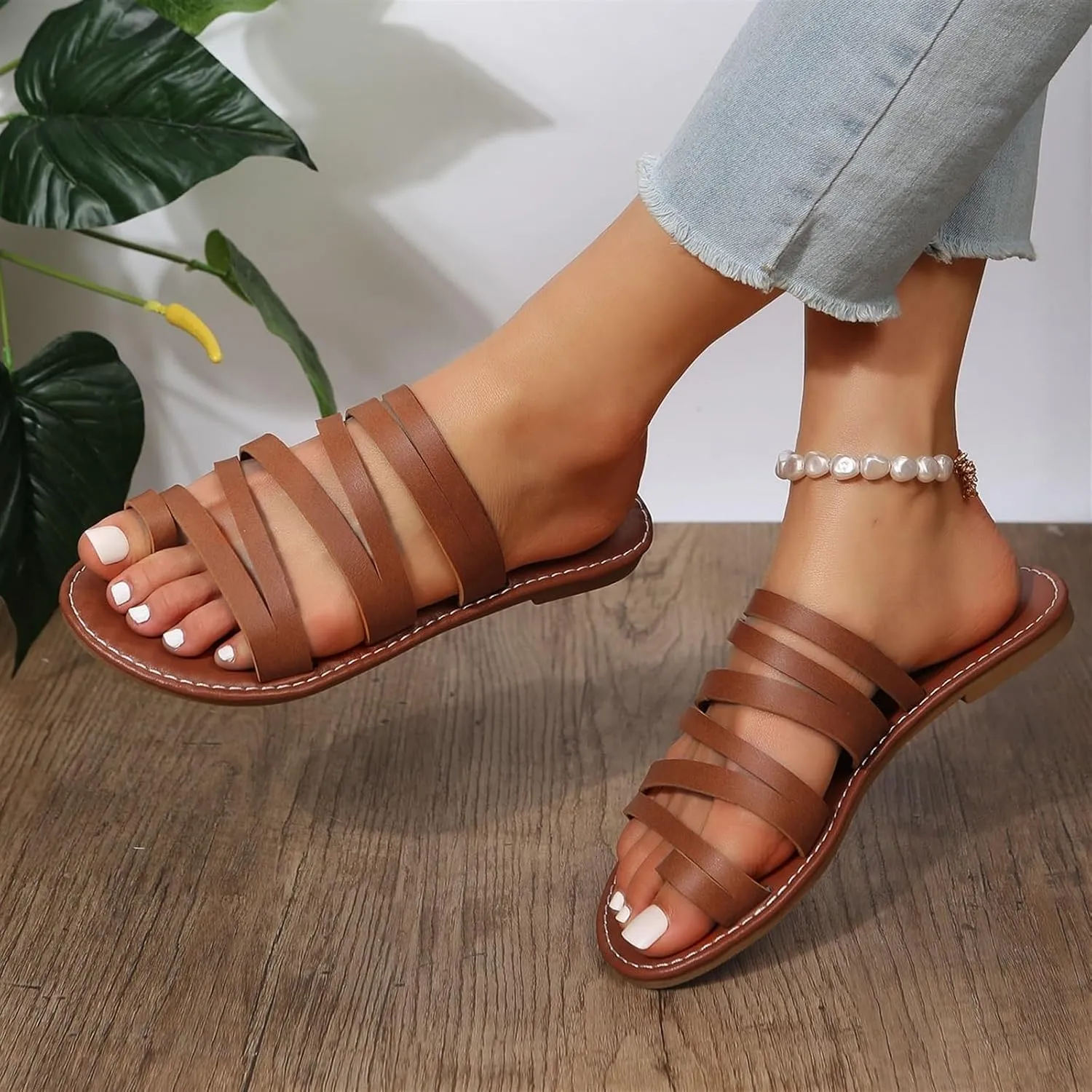 Women's Thumb Orthotic Sandal, Womens Plus Size Cross Strap Open Toe Bunion Correction Sandals, Slip on Flat Sandals Flip Flop, for Girlfriends and Mother, Big Toe Bone Correction